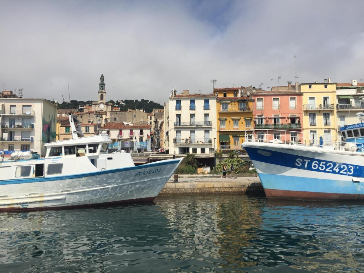 Duplex Arago Au Coeur De Sete, Comme Une Petite Maison Exterior photo