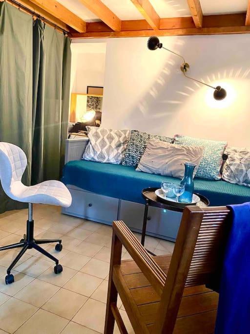 Duplex Arago Au Coeur De Sete, Comme Une Petite Maison Exterior photo